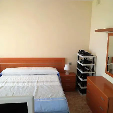 Apartamento Cerca De La Playa Y Bien Comunicado Apartmán Torremolinos