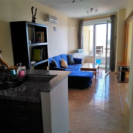 Apartamento Cerca De La Playa Y Bien Comunicado * Torremolinos