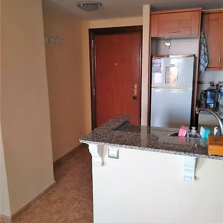 Apartmán Apartamento Cerca De La Playa Y Bien Comunicado *